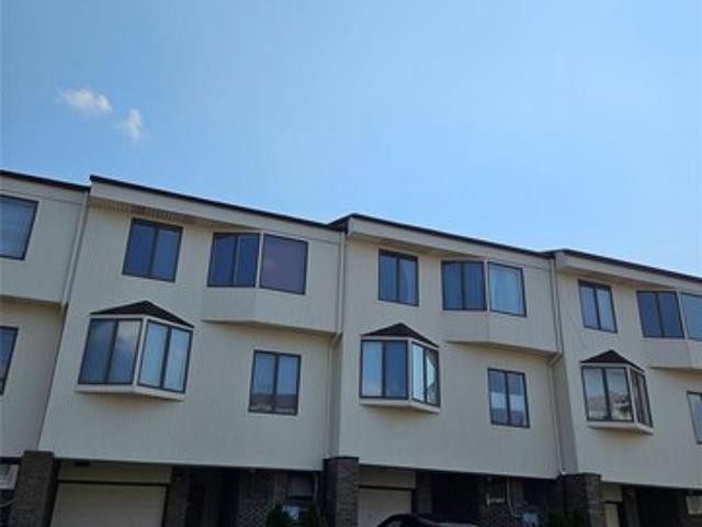 Condo for sale in Queens, Arverne