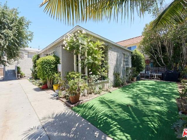 House for sale in Canoga Park, California