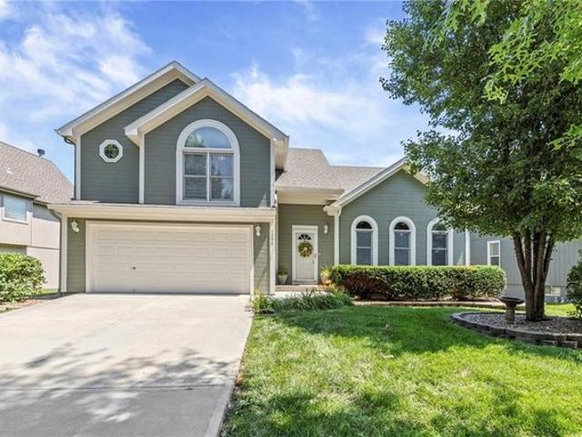 House for sale in Smithville, Missouri