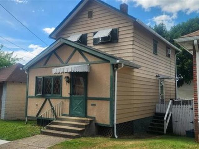 House for sale in Ellwood City, Pennsylvania