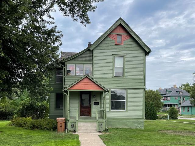 House for sale in Grinnell, Iowa