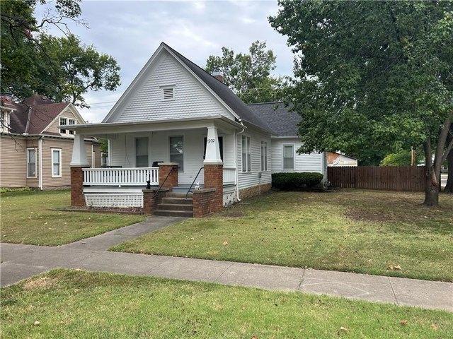 House for sale in Fort Scott, Bourbon County