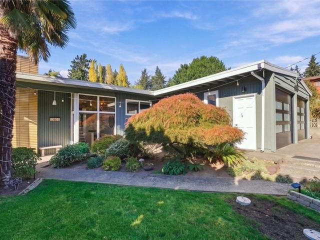 House for sale in Shorewood, Burien