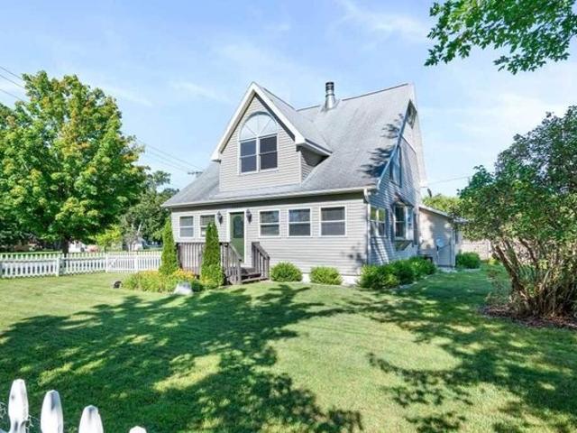 House for sale in Charlevoix, Michigan