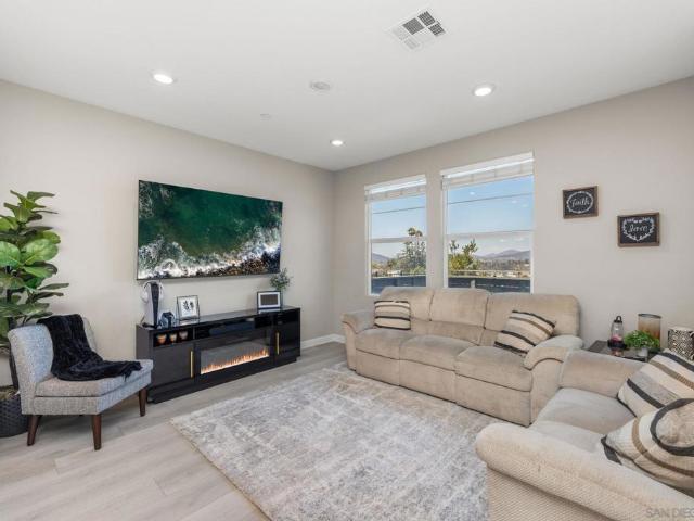 Townhouse for sale in Escondido, California