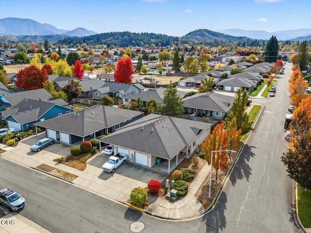 House for sale in Grants Pass, Josephine County