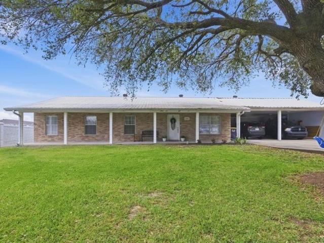 House for sale in Iowa, Louisiana