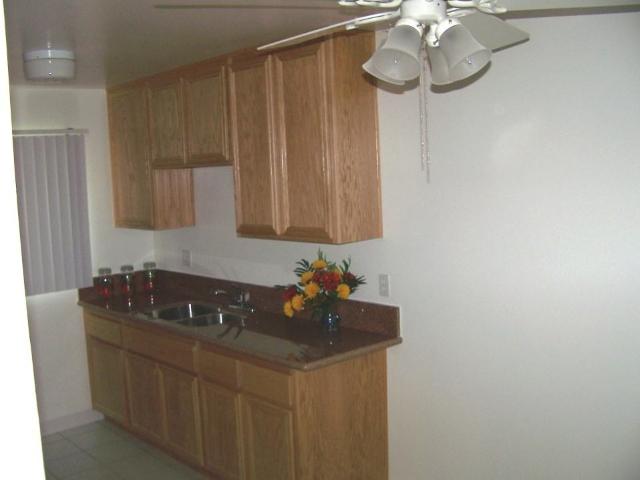 Apartment for rent in Canoga Park, California
