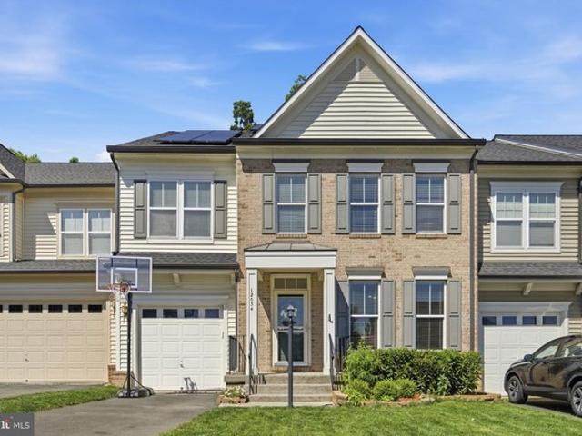 Townhouse for sale in Virginia