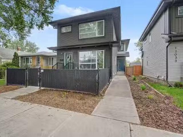 House for sale in Wedgewood, Alberta