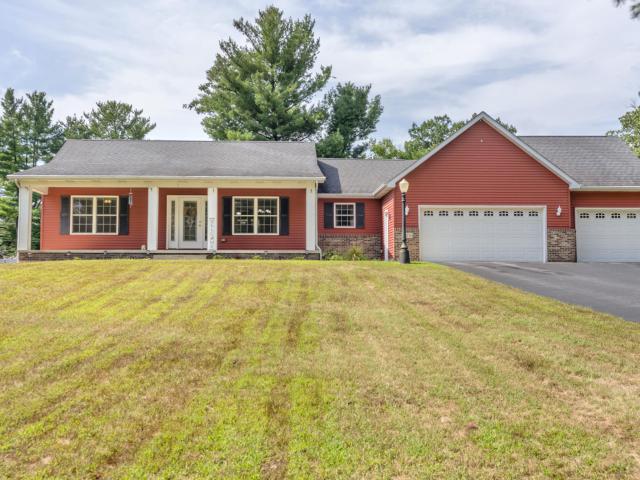 House for sale in De Motte, Jasper County