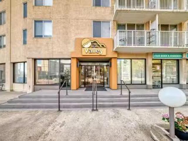Condo for sale in Wedgewood, Alberta