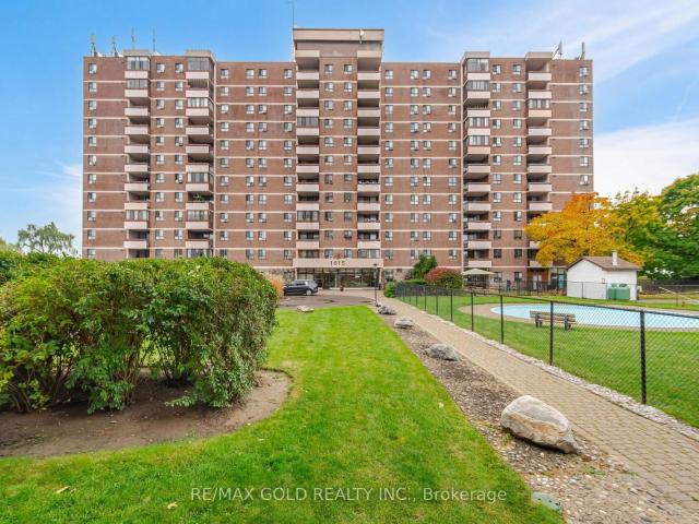 Condo for sale in Woburn, Ontario