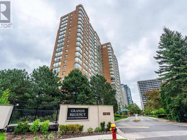 Condo for sale in Burlington, Ontario