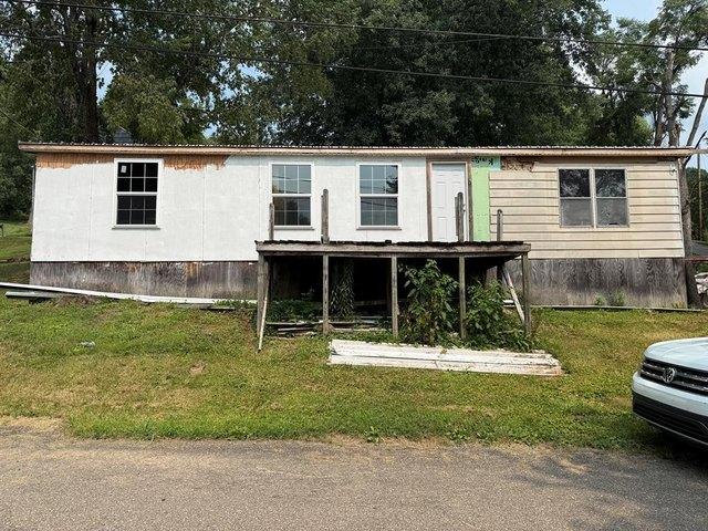 House for sale in New Martinsville, West Virginia
