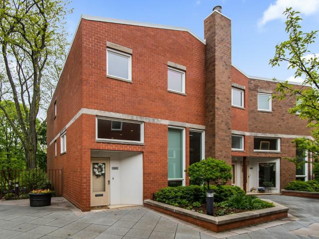 Townhouse for sale in Evanston