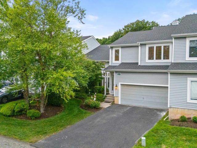 Townhouse for sale in Voorhees