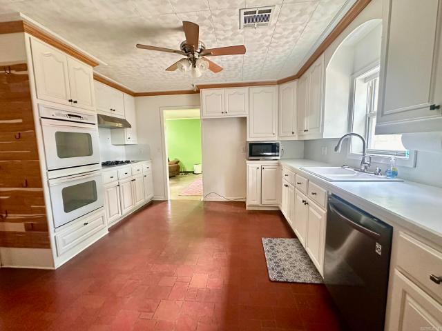 House for sale in Ark