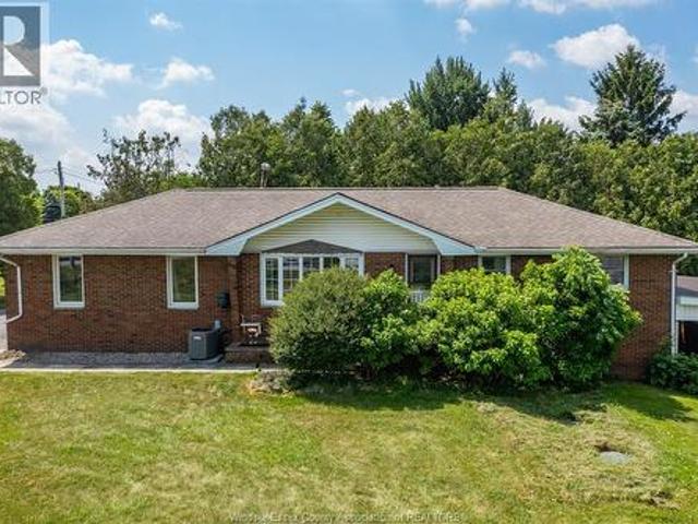 House for sale in Lakeshore, Ontario