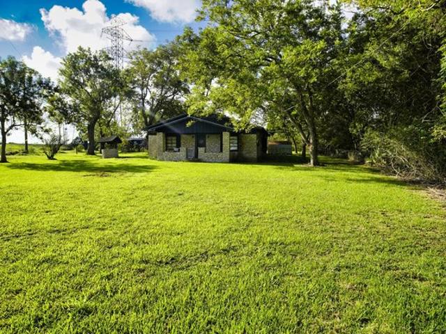 House for sale in Brazoria, Texas