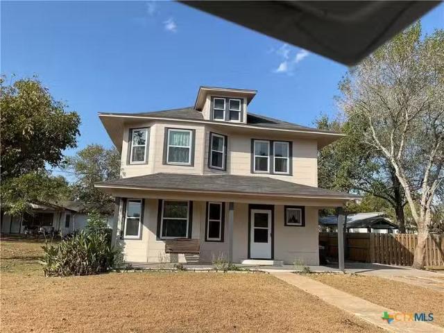 House for sale in Victoria