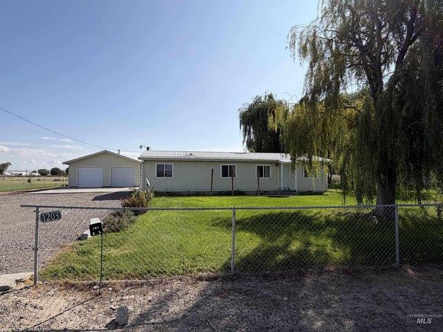 House for sale in Ontario, Malheur County