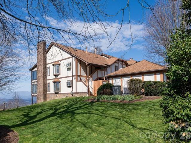 Condo for sale in Hendersonville, North Carolina