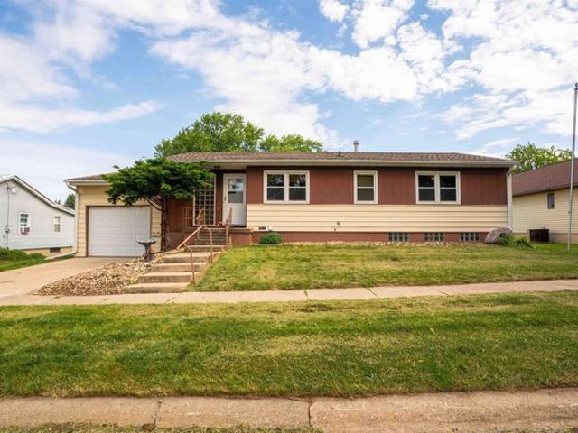 House for sale in Grundy Center, Iowa