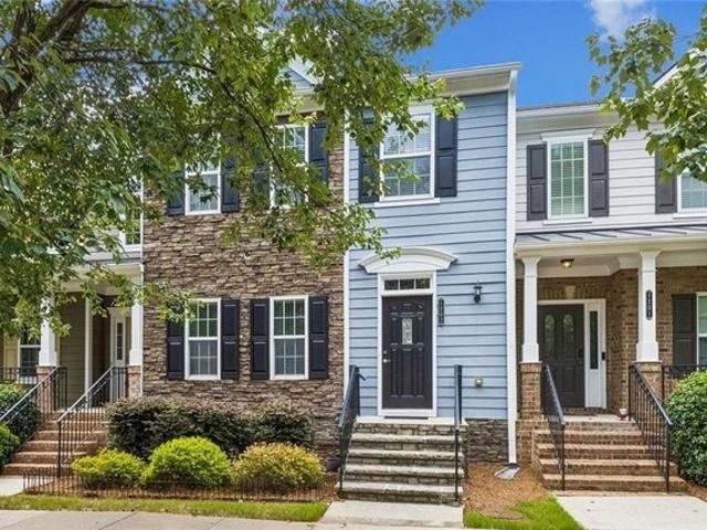 Townhouse for sale in Suwanee, Georgia