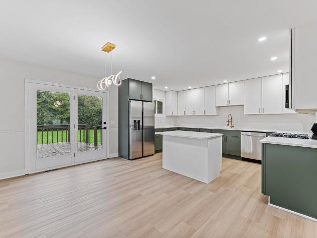 House for sale in Pleasant Prairie, Kenosha County