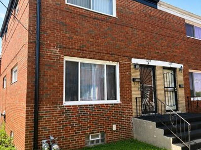 Townhouse for sale in Maywood, Illinois