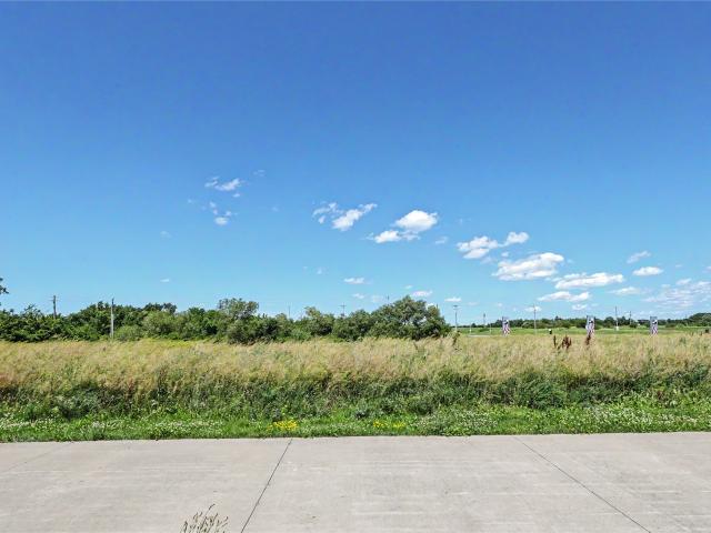 Commercial for sale in West Des Moines, Iowa