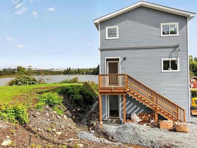 House for sale in Alderwood Village, Lakeside