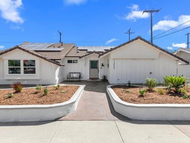 House for sale in Los Alamitos, Orange County