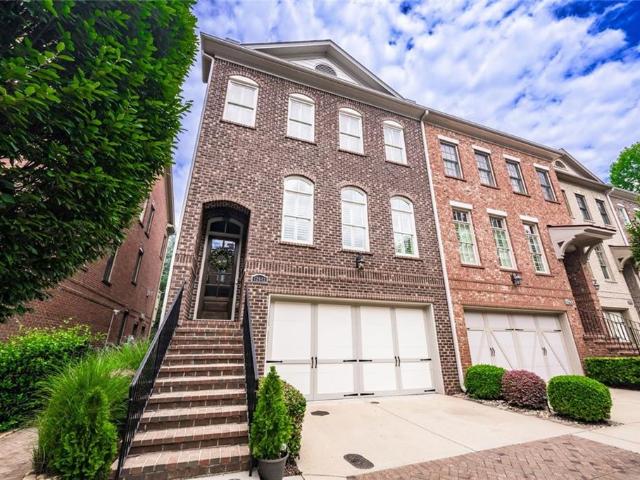 Townhouse for sale in Alpharetta, Georgia