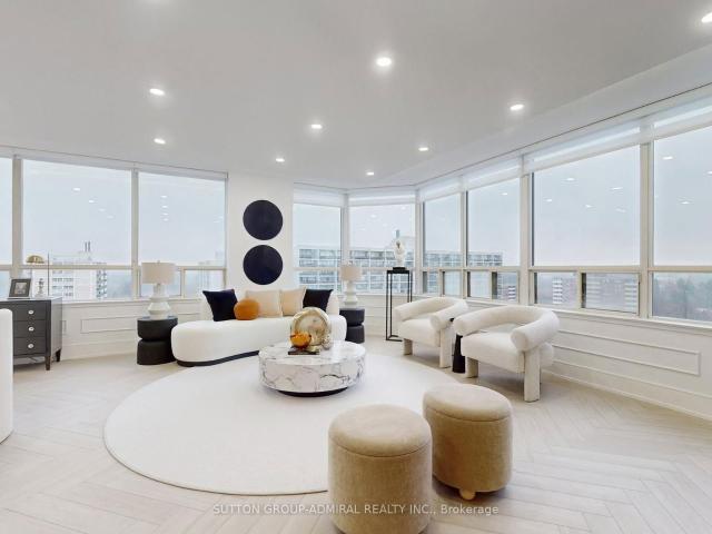 Condo for sale in Toronto, Golden Horseshoe