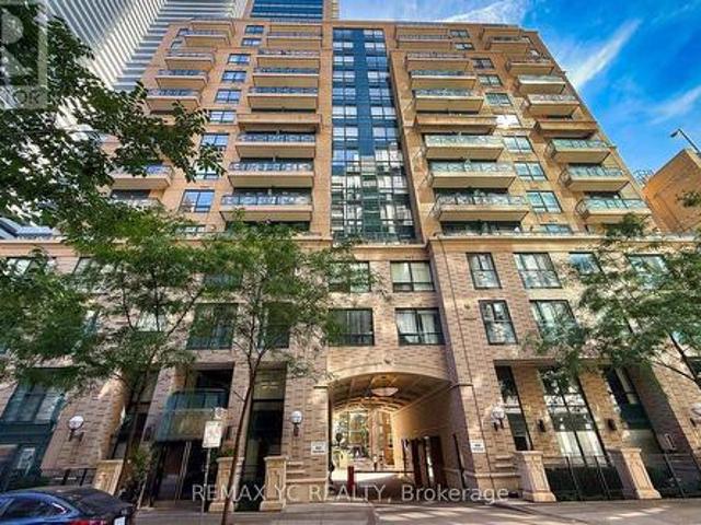 Condo for sale in University—Rosedale, Toronto
