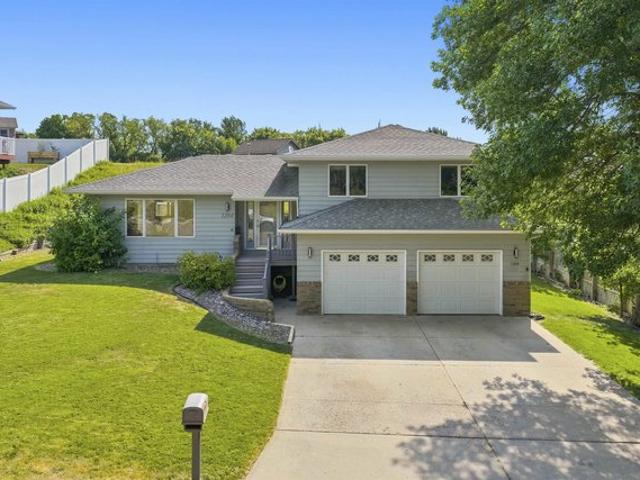 House for sale in Minot, North Dakota