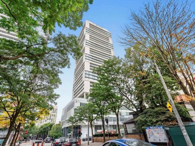 Condo for sale in Toronto Centre, Toronto