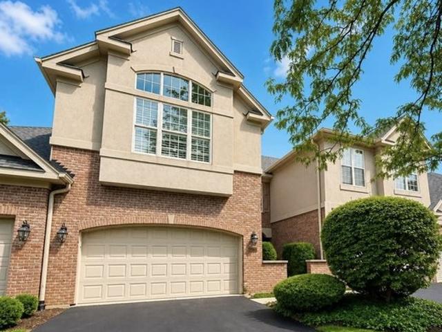 Townhouse for sale in Ashbrook Place, Darien