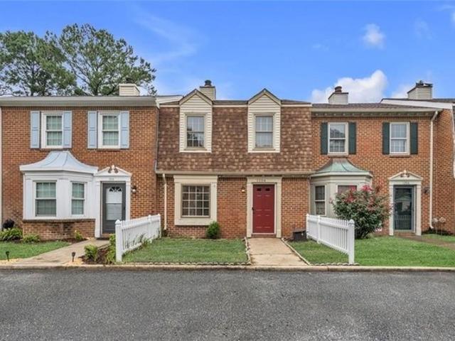 Townhouse for sale in Virginia