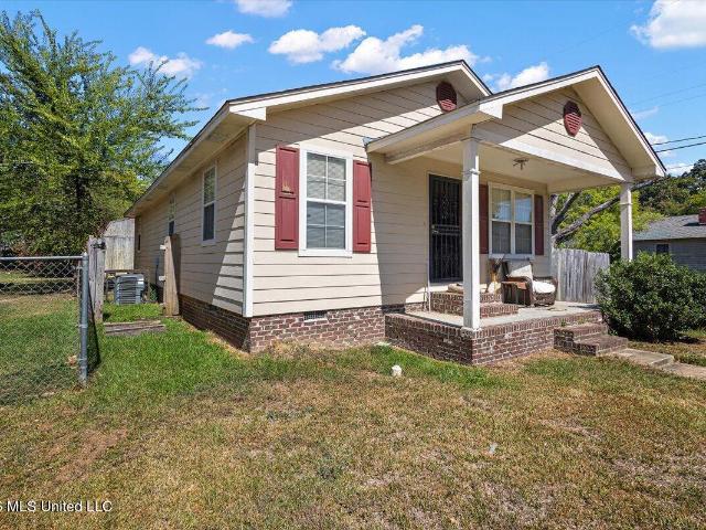 House for sale in Virden Addition, Jackson