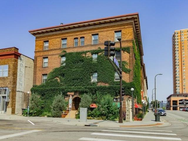 Condo for sale in Hennepin, Minnesota
