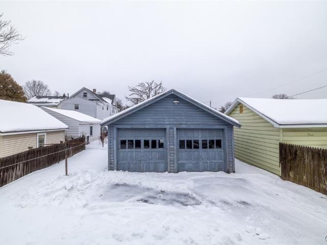 House for sale in Syracuse, New York