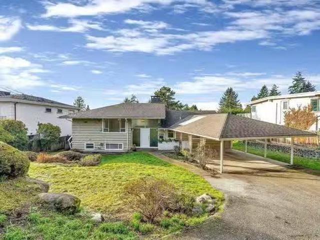 House for sale in West Vancouver, British Columbia