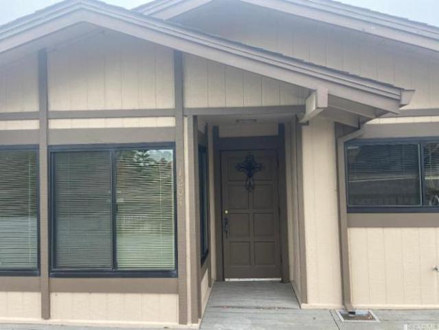 Condo for sale in Alameda, California