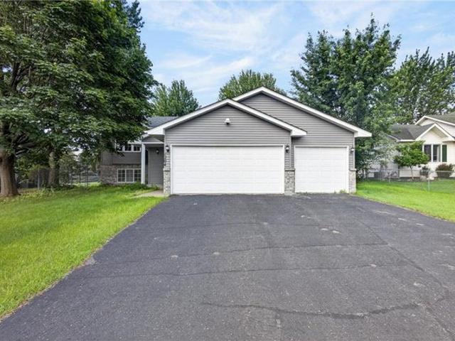 House for sale in Blaine, Minnesota