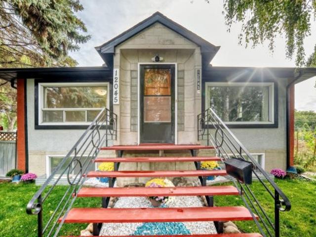 House for sale in Montrose, Edmonton
