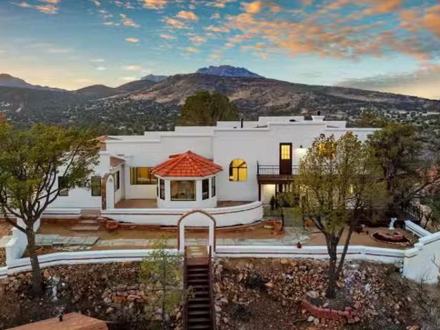 House for sale in Prescott Valley