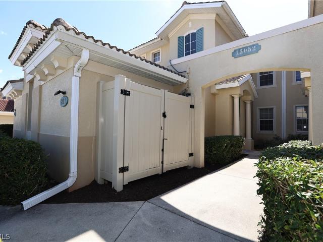 Condo for sale in Fort Myers, Florida
